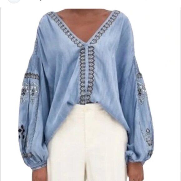 Zara Trafaluc Blue Chambray Balloon Sleeve V Neck Embroidered Boho Top US XS - Picture 1 of 12